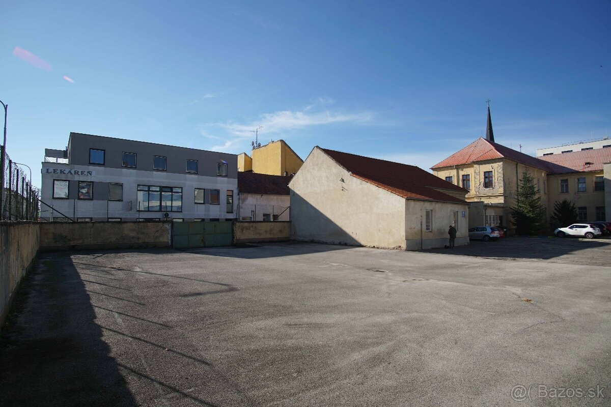 Na predaj jedinečný pozemok priamo v centre, Nové Zámky, 534 - 17