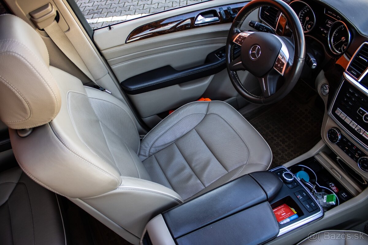 Mercedes-Benz ML 350 BLUETEC 4MATIC AT/7 - 17