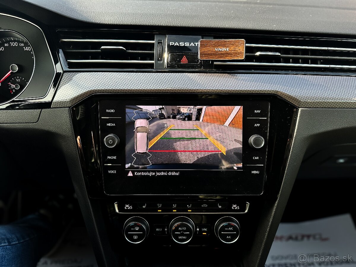 Volkswagen Passat Alltrack 2.0 TDI 140kW DSG 4MOTION - 17