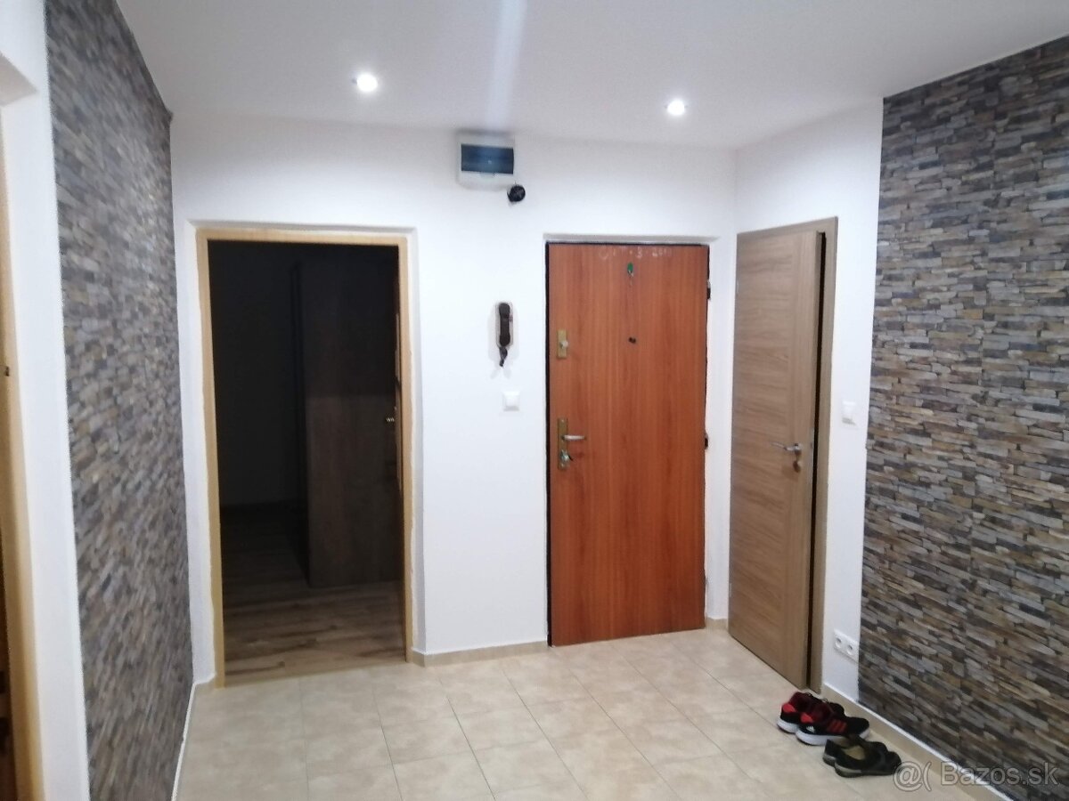3 izbovy byt Cadca Žarec - 17