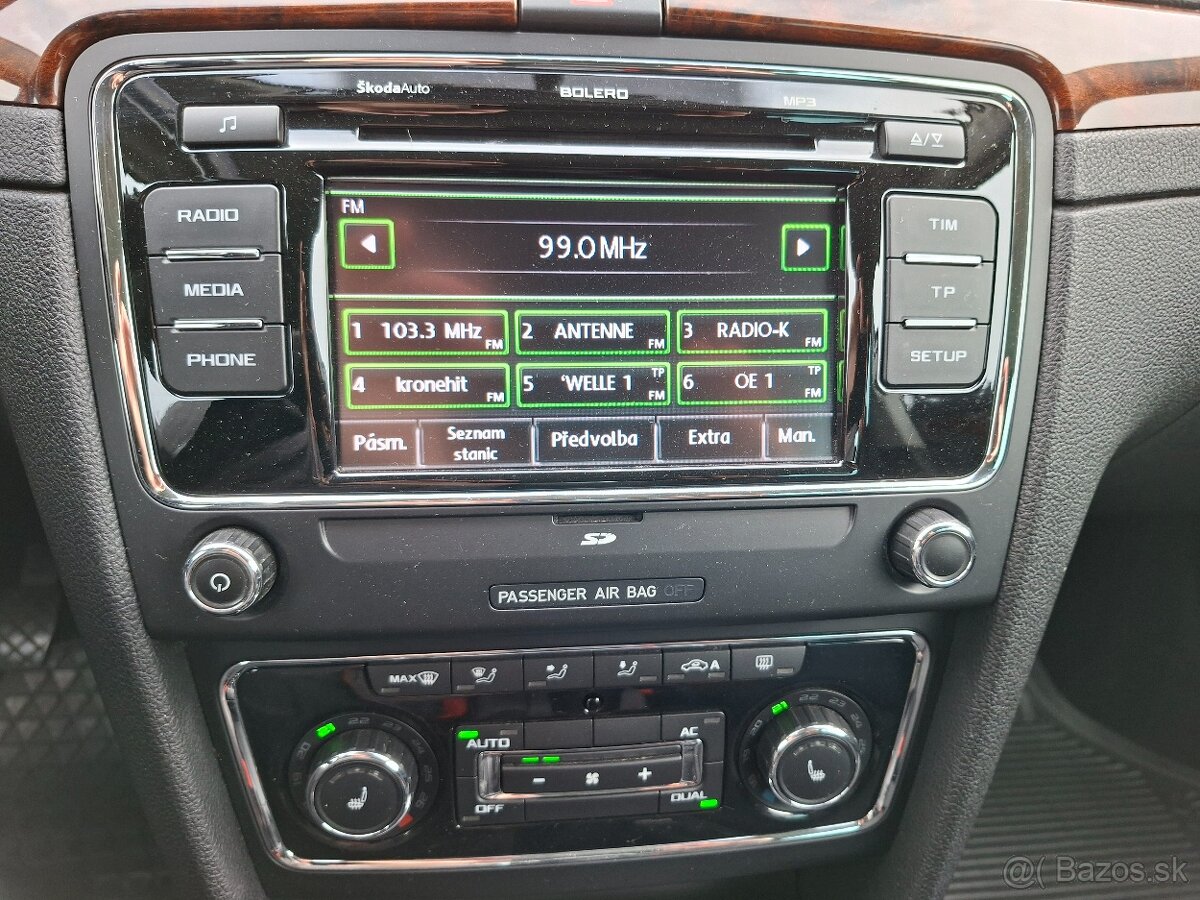 Škoda Superb Combi 2.0 TDI - 17