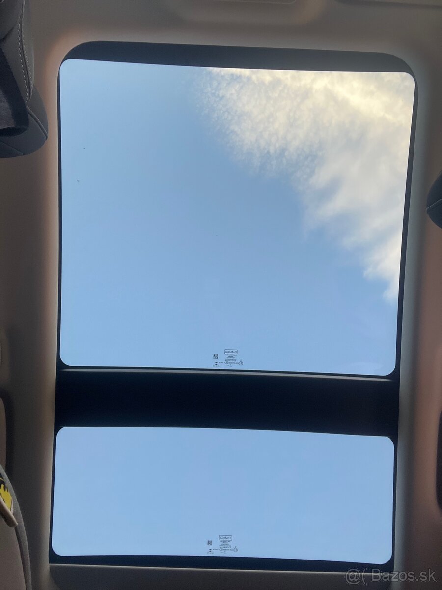 Ford Kuga PHEV Vignale - v záruke, top stav. - 17