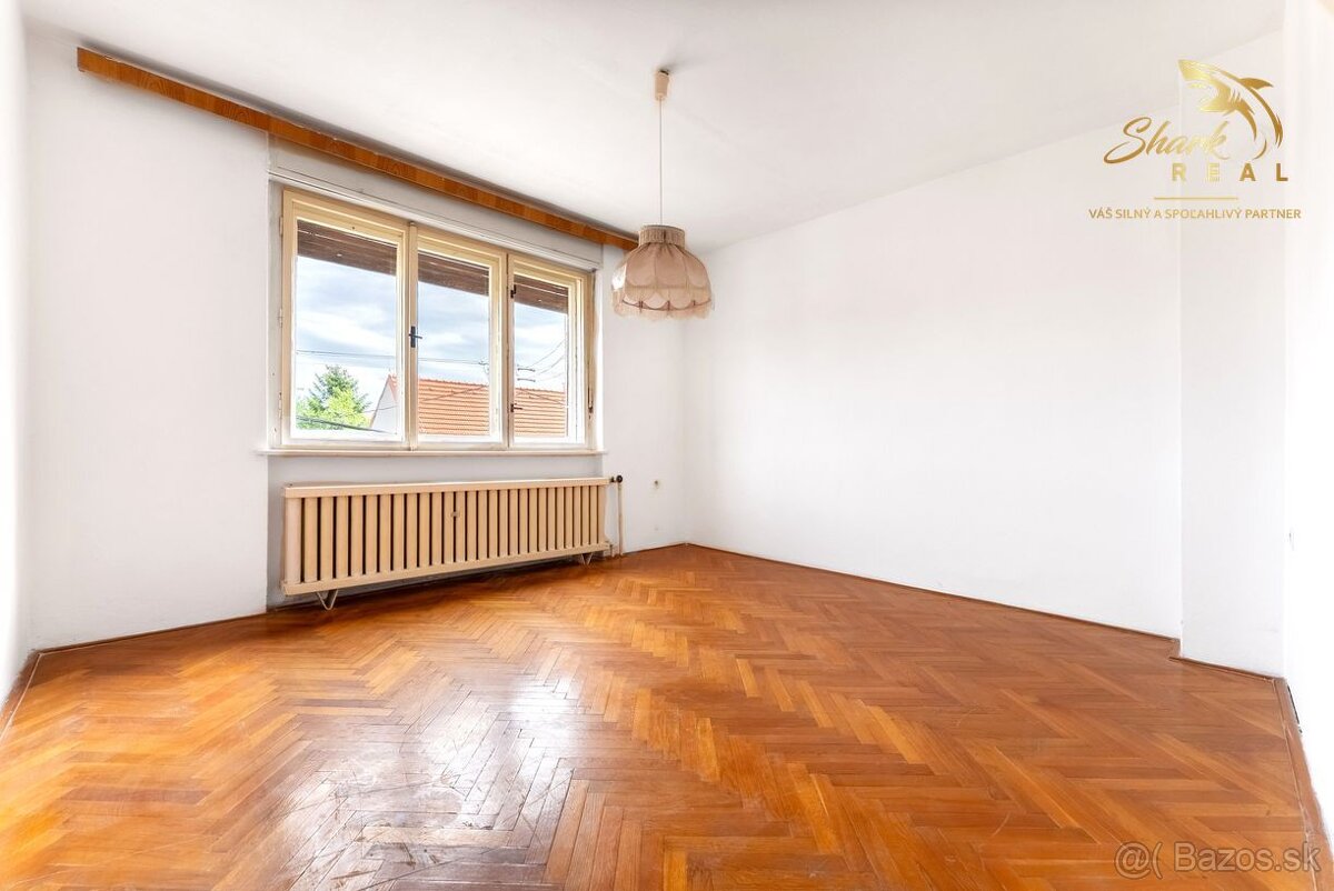 Rodinný dom na predaj v obci Slovenský Grob - 17