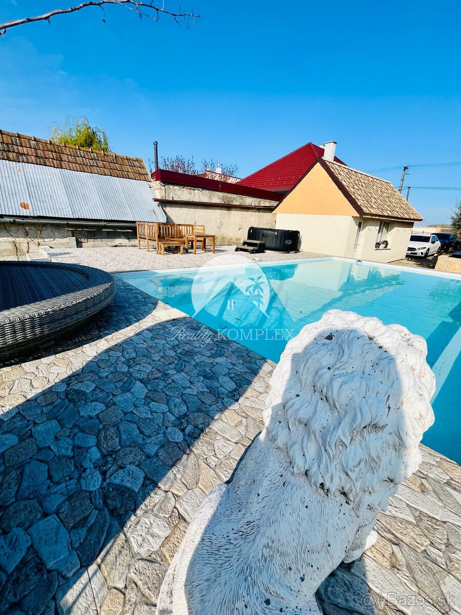 Reality KOMPLEX s.r.o. Vám ponúka nadštandarný rodinný dom v - 17