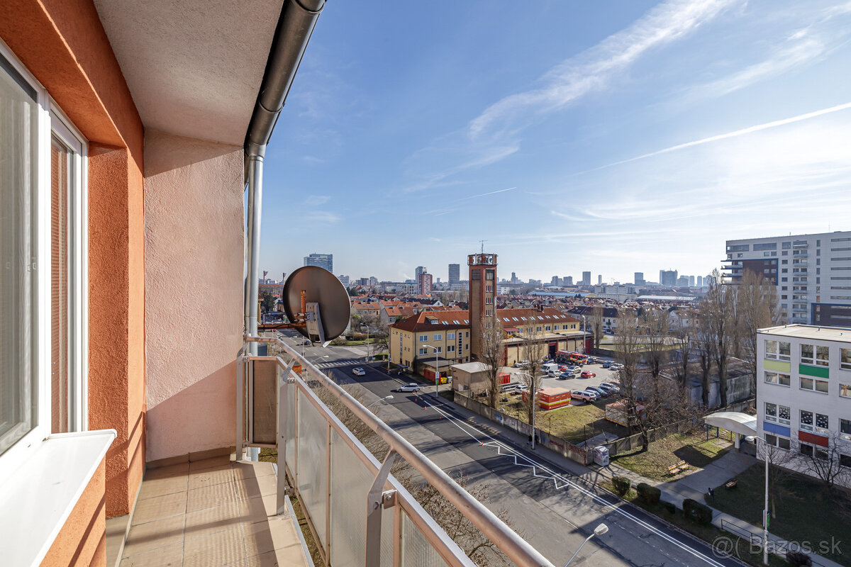 Na prenájom moderný 2-izbový byt v Bratislave - Riazanská - 17