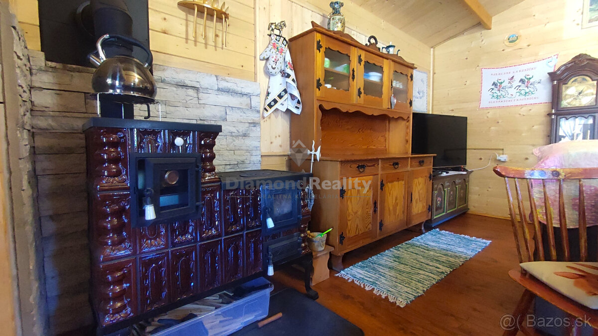 Na predaj krásna chata pri Gelnici. - 17