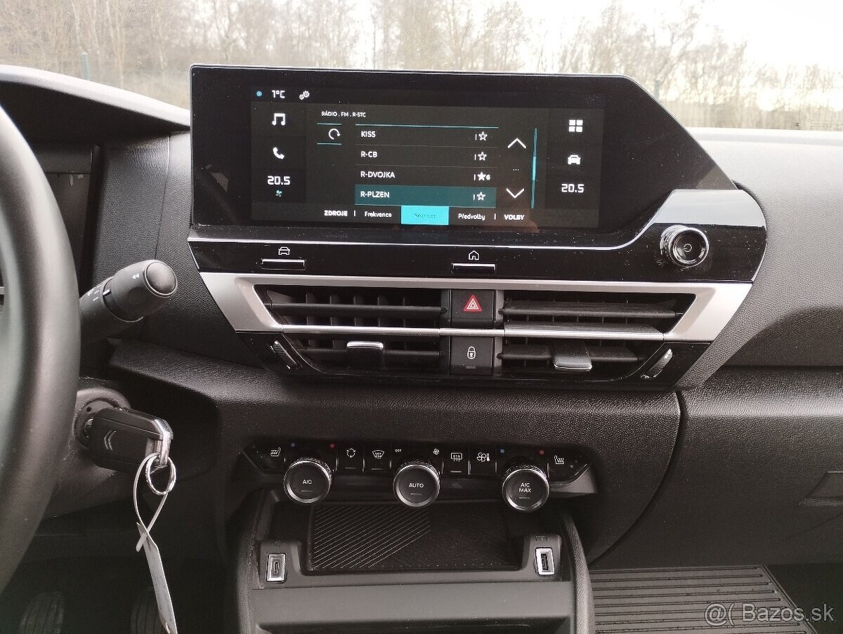 Citroën C4 - 1.2 74kw, 5/2023, TAŽNÉ,DPH- NOVÁ CENA - 17