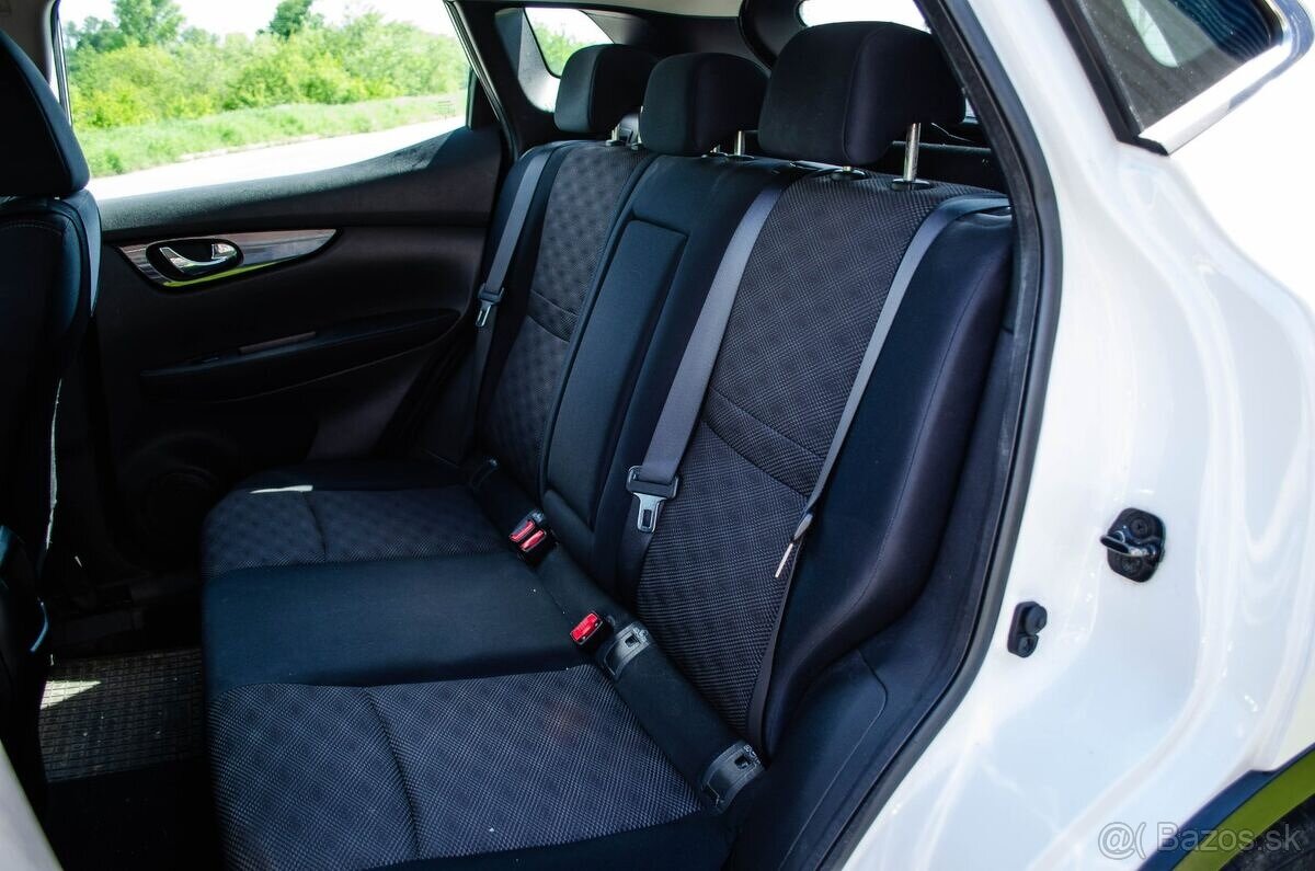 Nissan Qashqai 1.5 dCi Acenta - 17