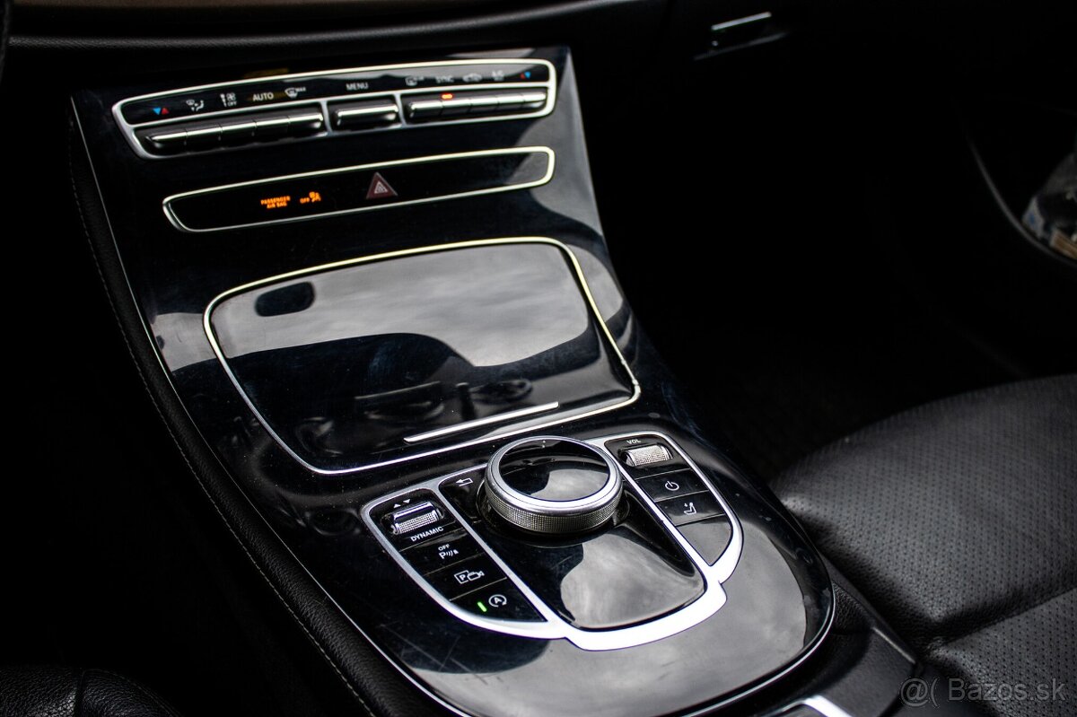 Mercedes-Benz E200d kombi (2017) - 17