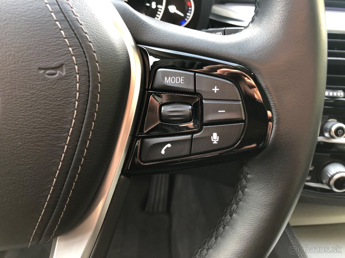 BMW 520d Touring Luxury Line - 17