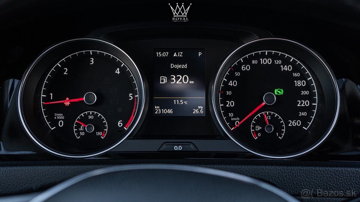 Volkswagen Golf Variant 2.0 TDI Highline Webasto DSG - 17