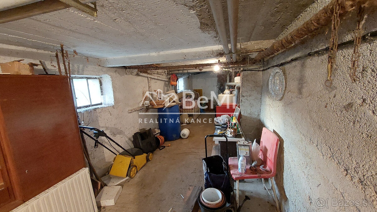 Predaj - rodinný dom v obci Tesáre ID 211-12-LUGU - 17