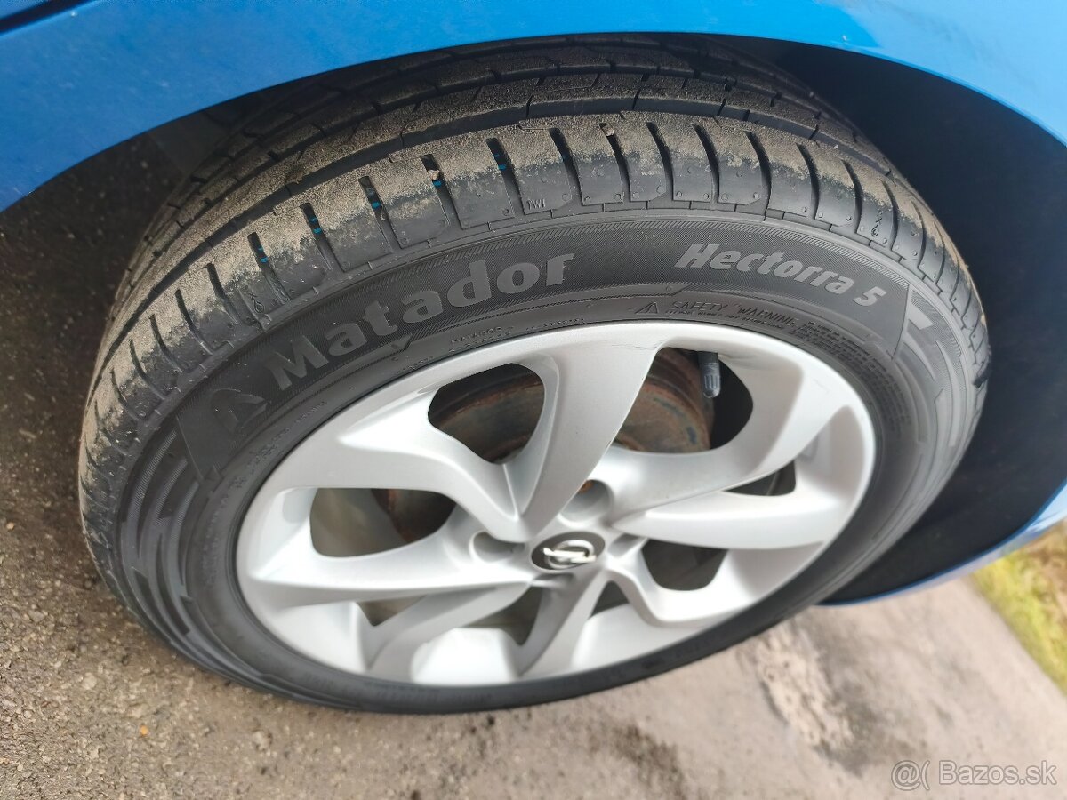 Opel Corsa E 1.4 - automat - 17