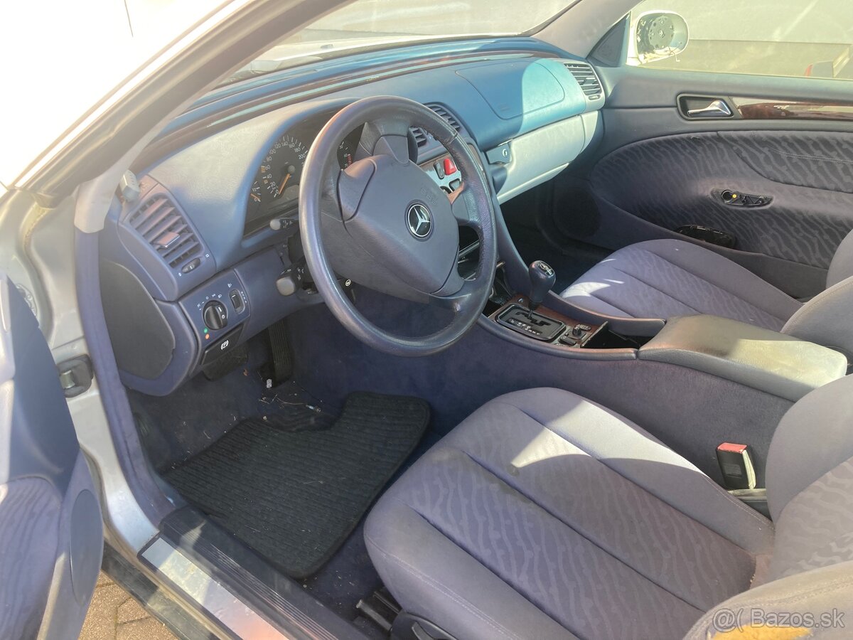 Mercedes-Benz clk 320 w208 - 17