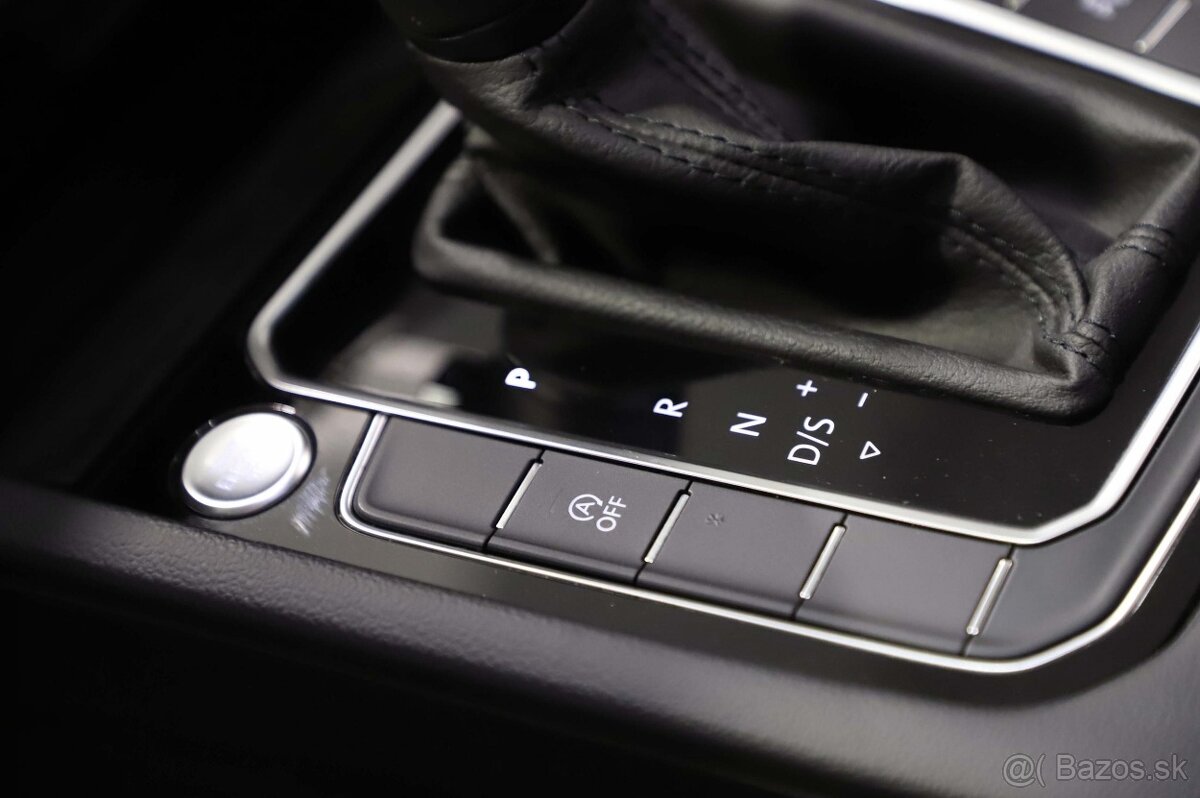 Volkswagen Passat B8 Variant 2.0 TDI 147kW DSG automat - 17