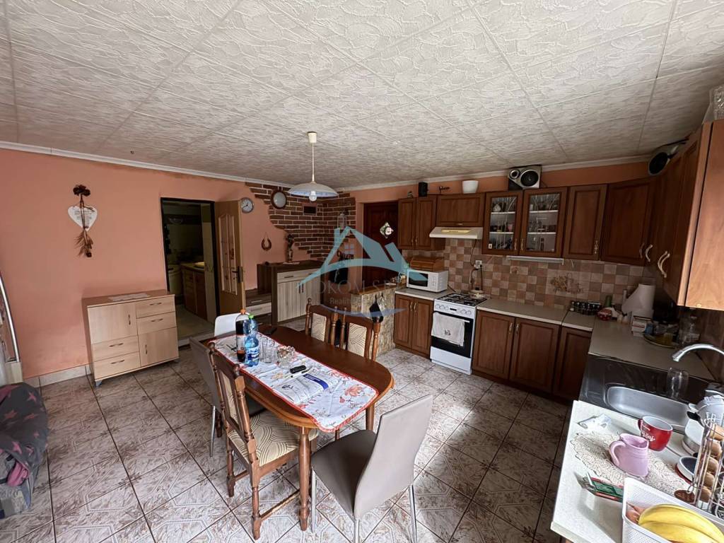 Znížená cena Na predaj: Rodinný dom – Šahy, okraj prírody - 17