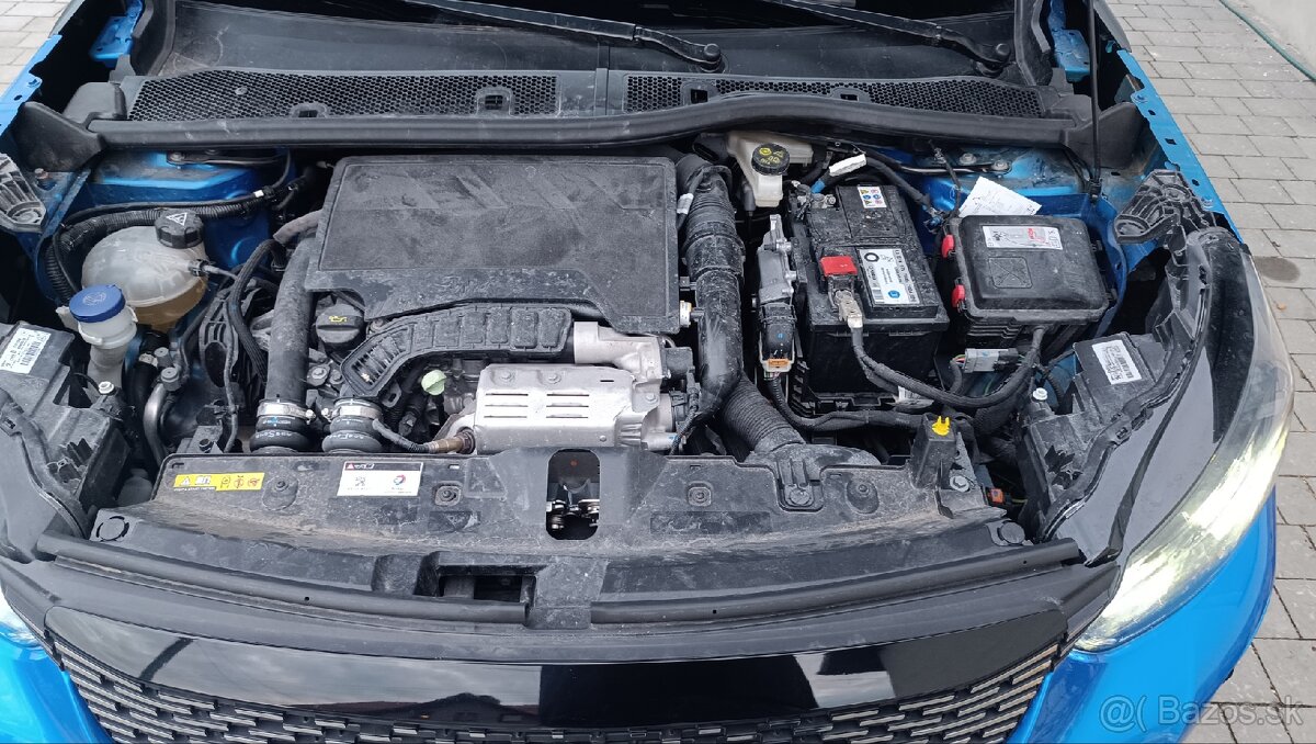 Peugeot 2008 1.2b 24000km - 17