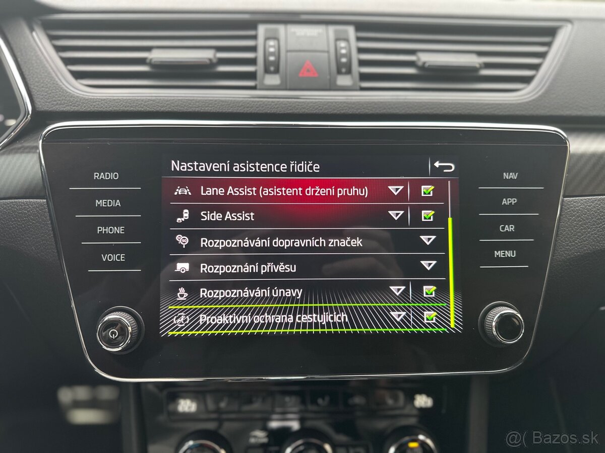 ŠKODA SUPERB SPORTLINE - 17