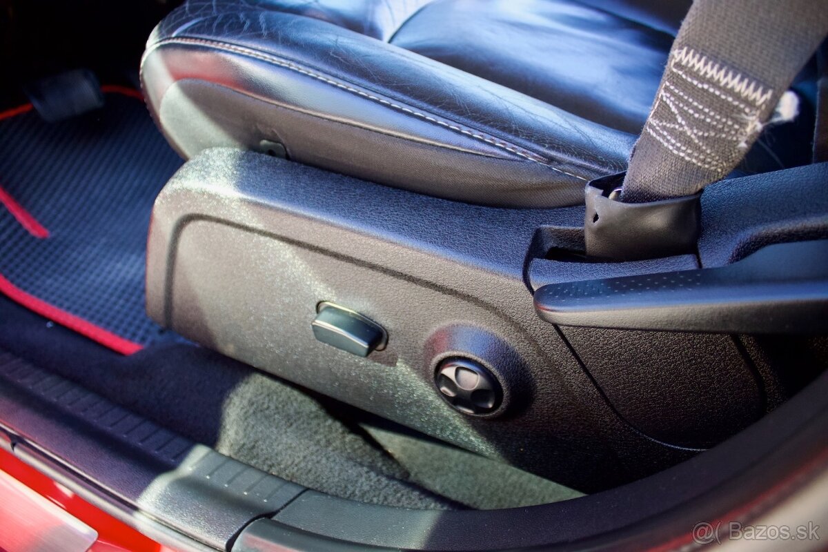 Fiat Freemont 2.0 Multijet, 4x4 A/T, 170 koní, 7 miestne - 17