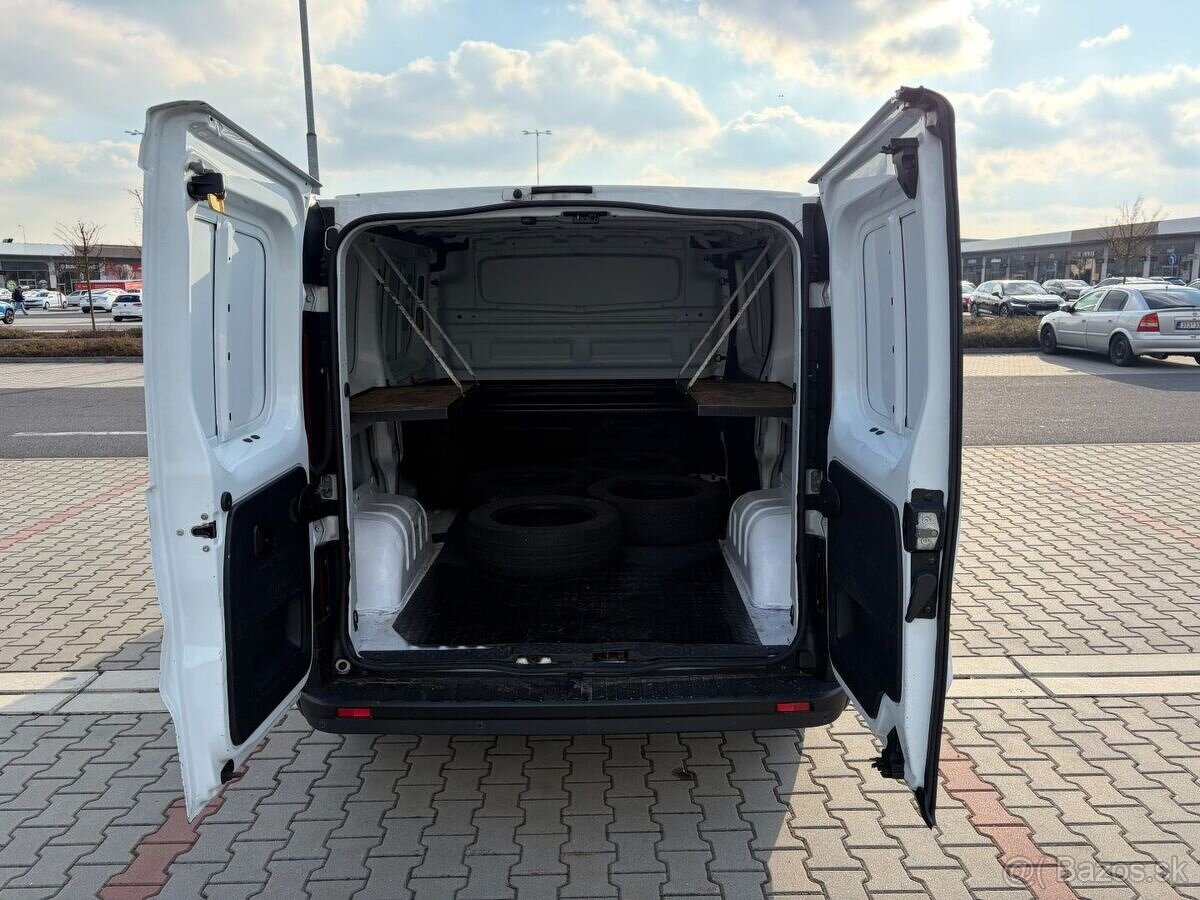 Renault Trafic 1.6 DCi 1.maj. koup. ČR DPH - 17