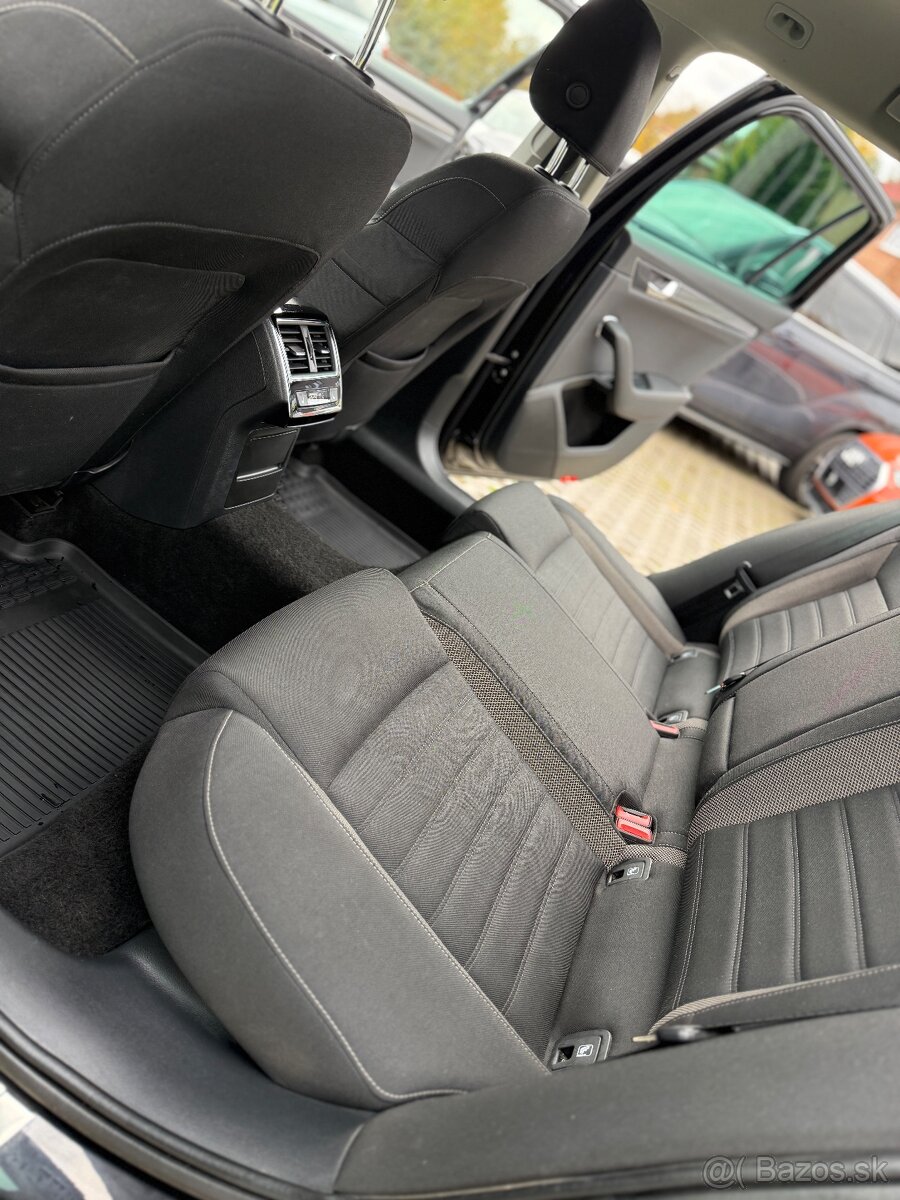 Škoda Superb Scout - informácie v popise - 17