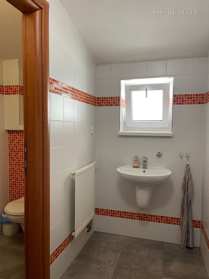 Lukratívne kancelárske priestory, 67 m2, klimatizácia, Trenč - 17