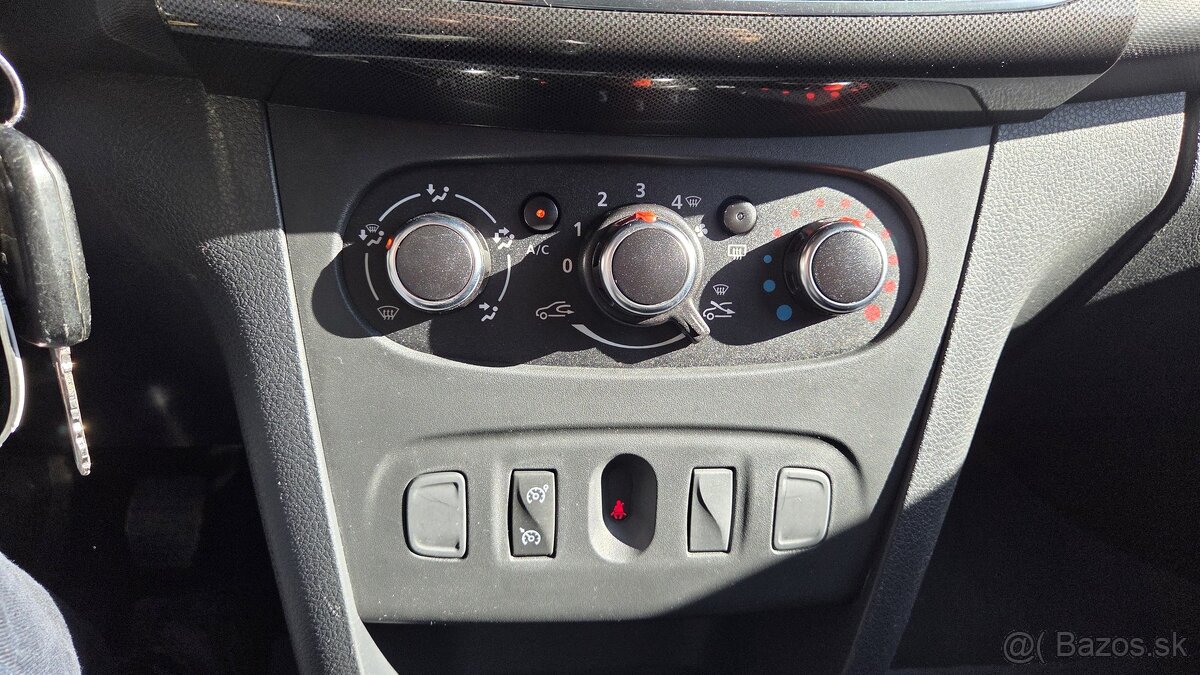 Dacia Sandero 0,9TCe STEPWAY - 17