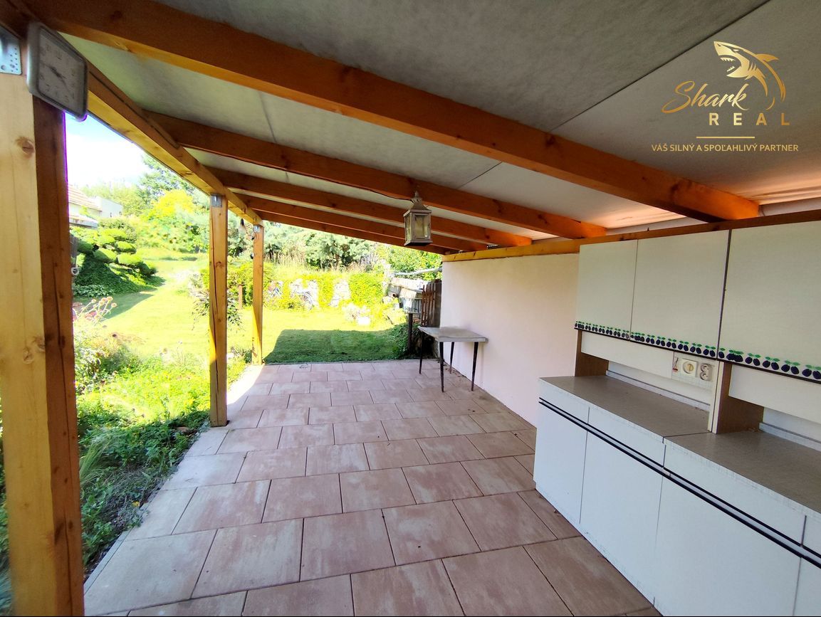 Útulný dom s nádhernou záhradou v krásnej prírode - 17