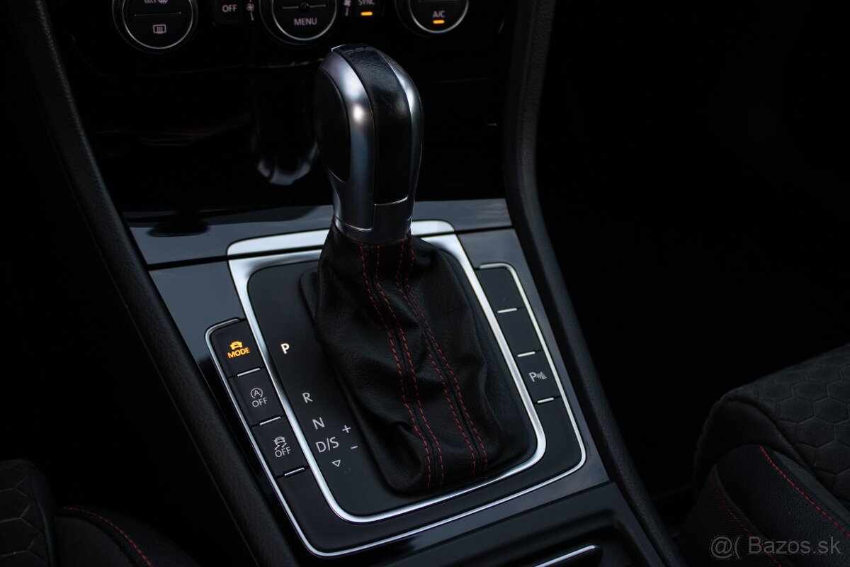 Volkswagen Golf 7.5 GTI DSG - 17