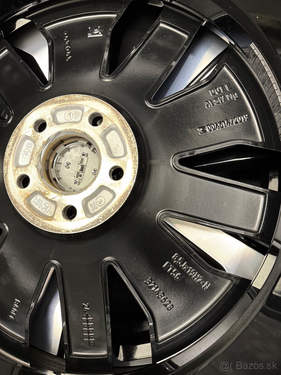 Zimná sada 5x108 R19 , 235/50/19 , 255/45/19 Volvo XC40 EX40 - 17