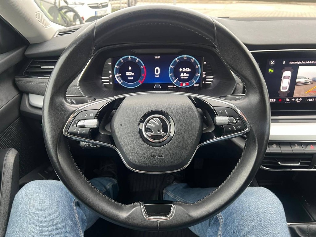 Škoda Octavia 1.5 TSI Style - 17