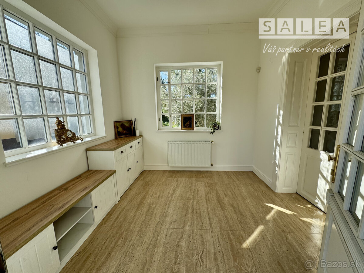 Rodinný dom vhodný na bývanie alebo reprezentatívne kancelár - 17