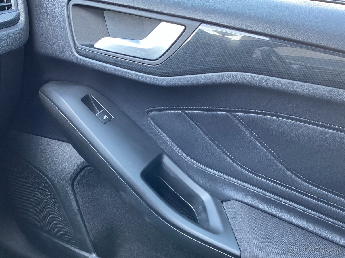 Ford Focus Kombi 1.0 EcoBoost ST-Line - 17