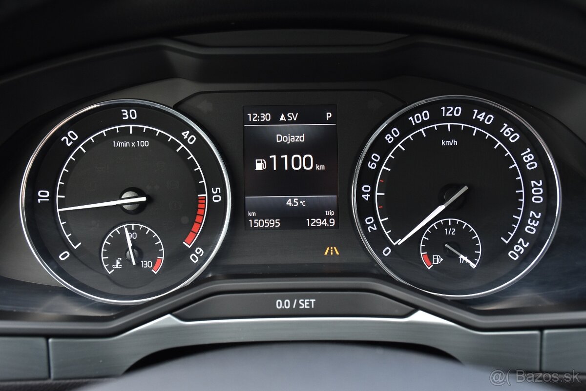 Škoda Superb 2.0 TDI DSG NAVI_KAMERA_VYHREVY SR 2019 DPH - 17