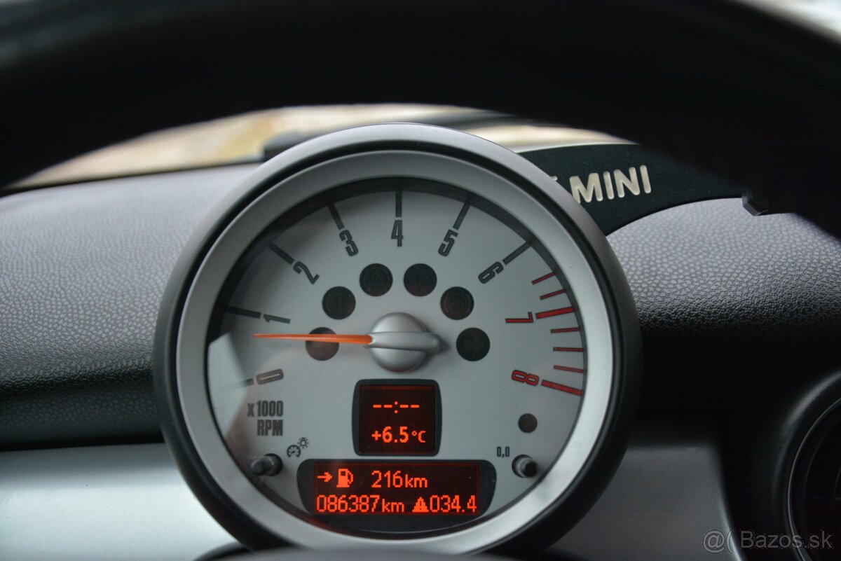 Mini Cooper 1.60 SR voz - 17