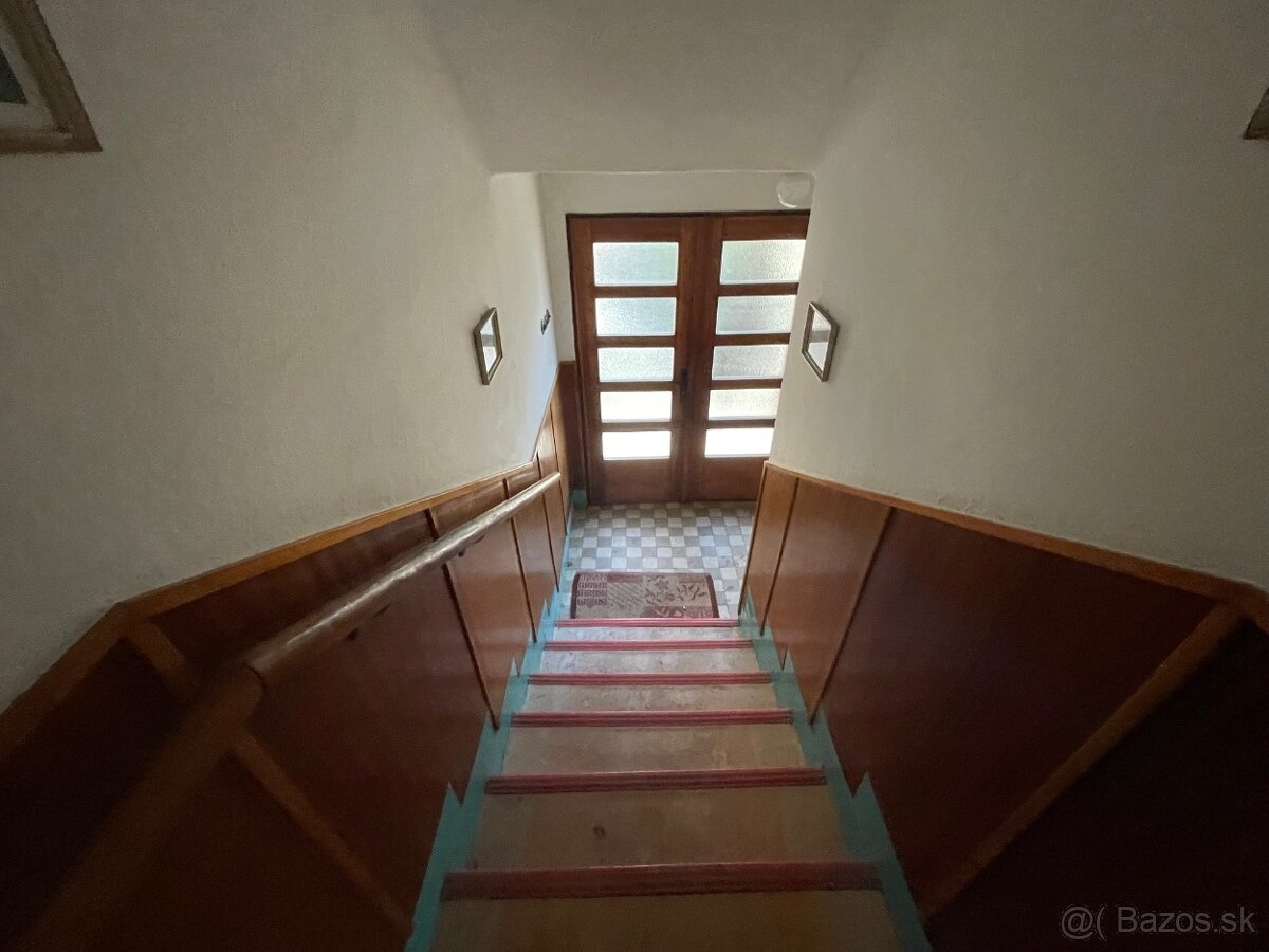 Rodinný dom na bývanie, podnikanie 475 m² - Stará Ľadoveň - 17