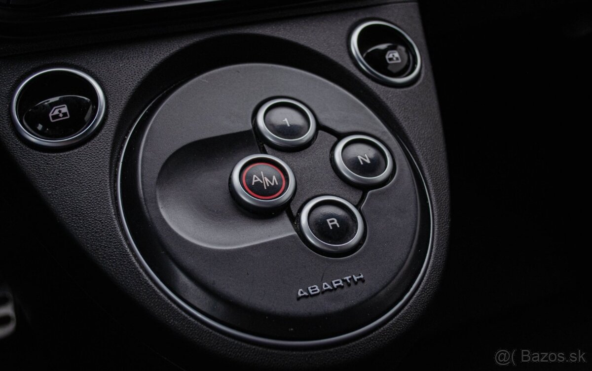 Abarth 595 Monster Energy Yamaha - 17