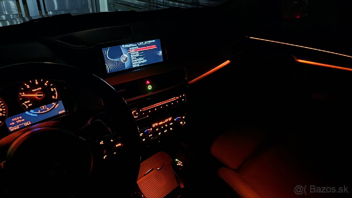 Bmw X1 2.5d f48 X-drive Top výbava možná výmena - 17