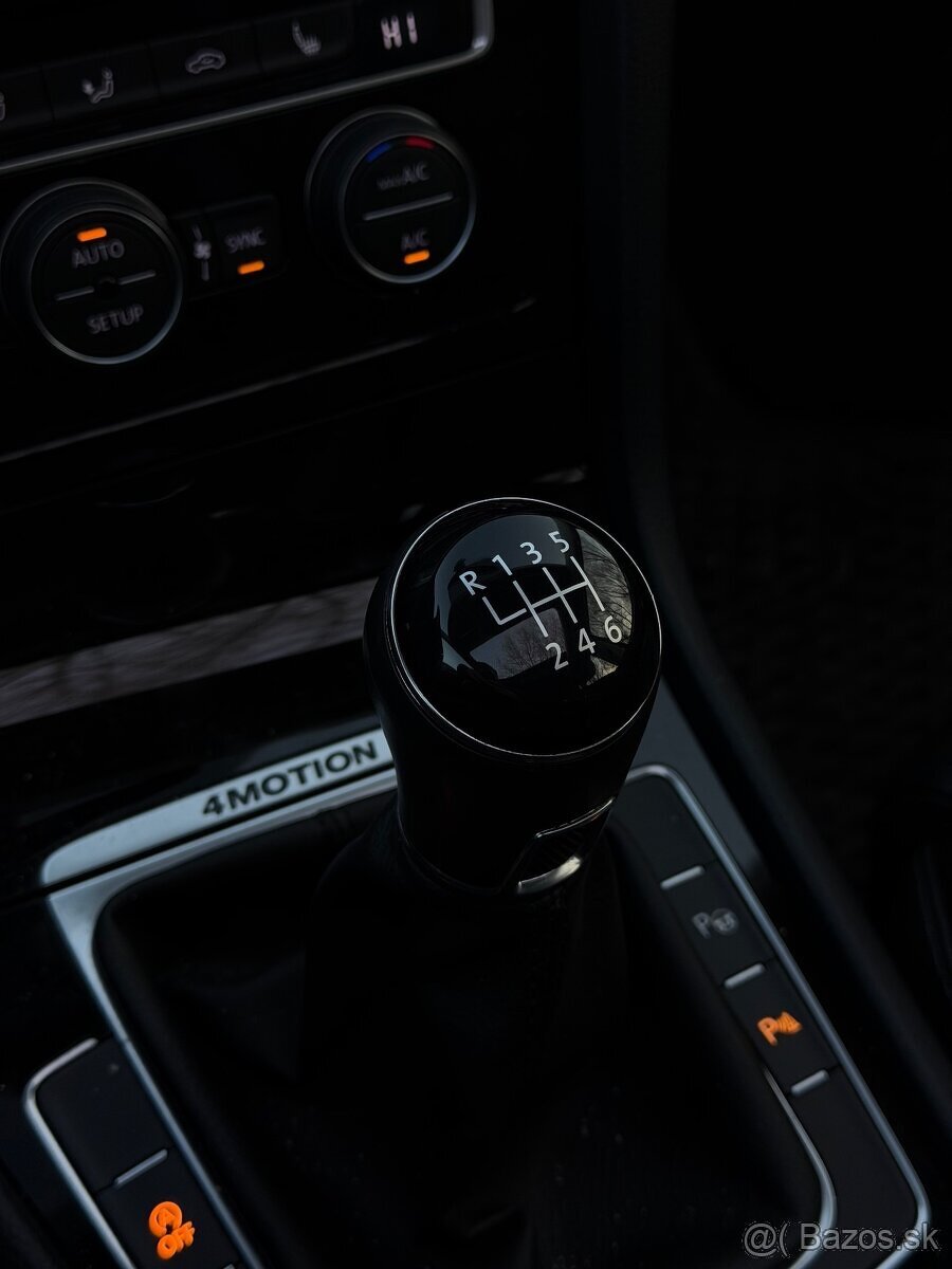 VW Golf 7 Variant 2.0 TDI 110kW 4Motion Highline - 17