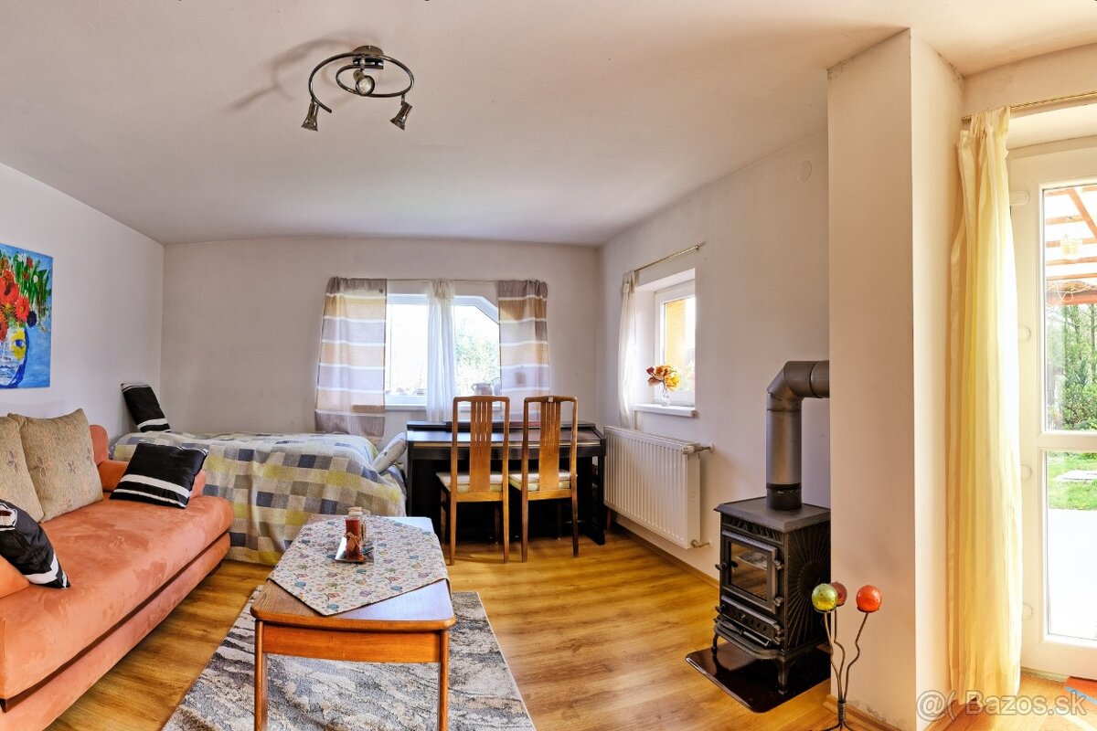 Dvojgeneračný podpivničený dom,zimná záhrada, 2x garáž,Rajka - 17