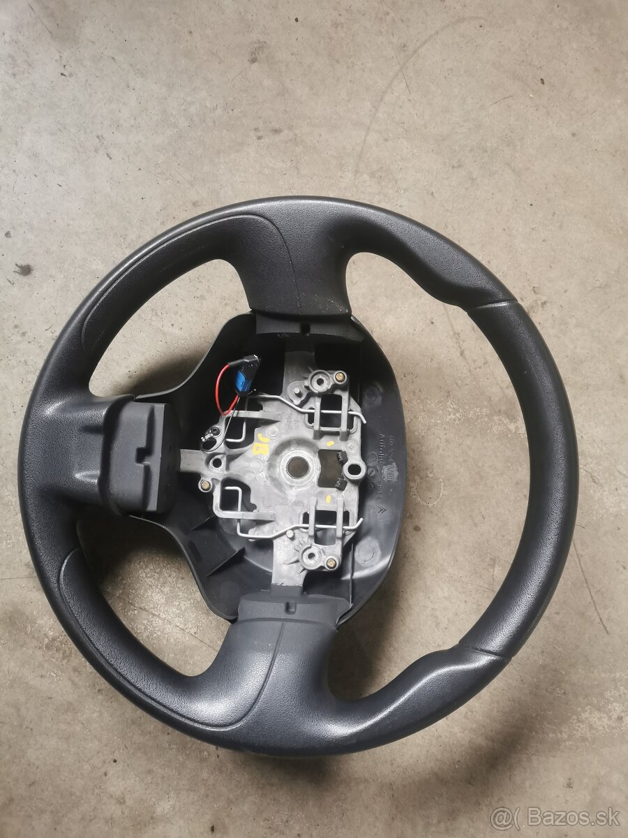 rozpredam citroen c3 picasso 1,4i 70kw - 17