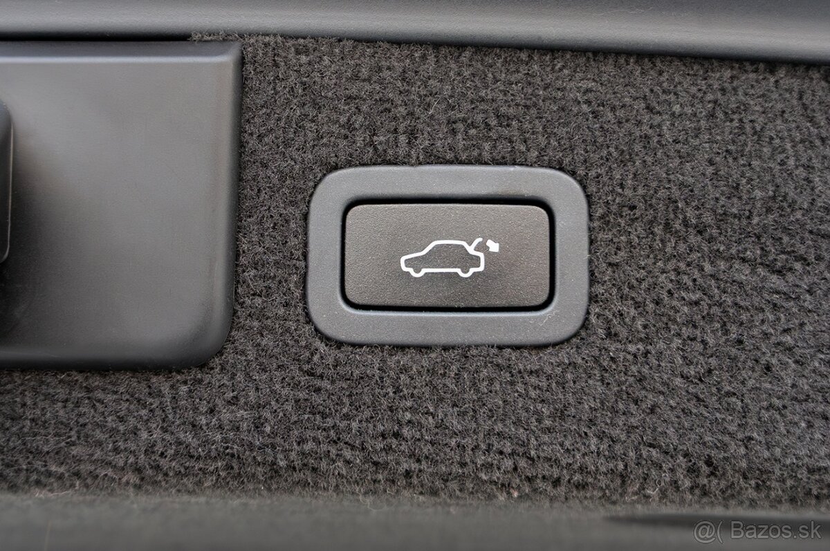 Jaguar XF 2.2D Sportbrake - 17