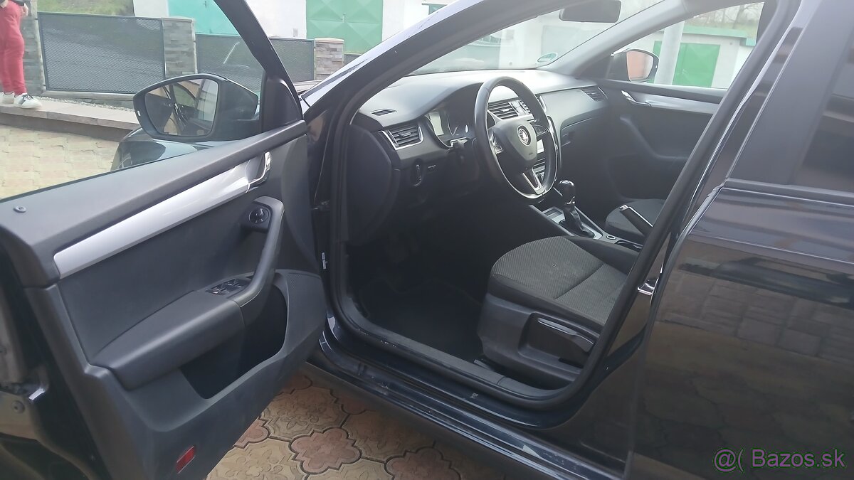 Škoda Octavia III 2.0 TDI DSG - 17
