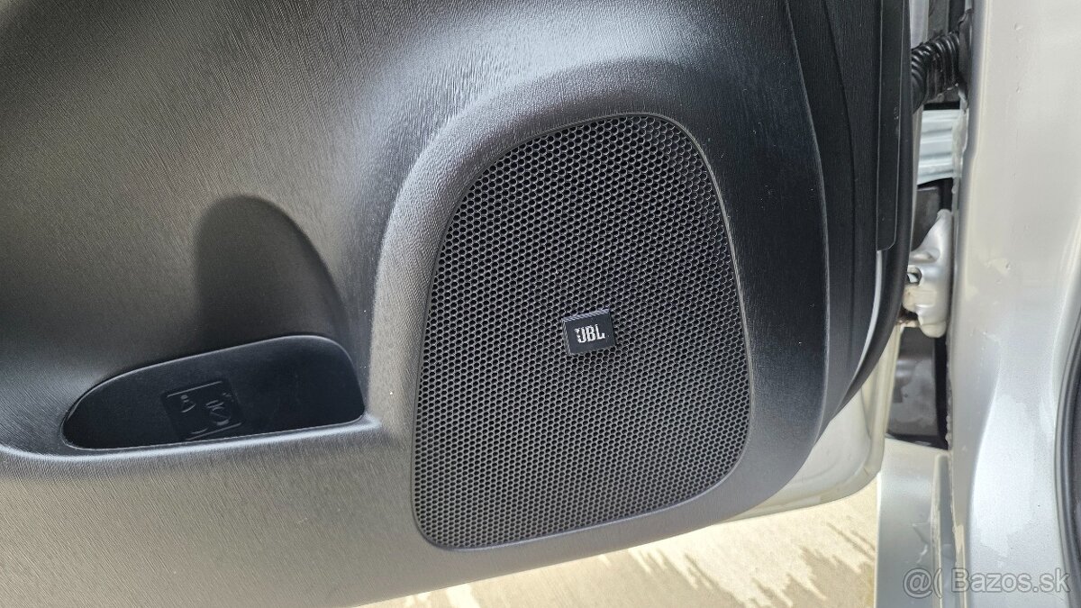 Toyota PRIUS 3 Hybrid Executive 11/2012 - 17