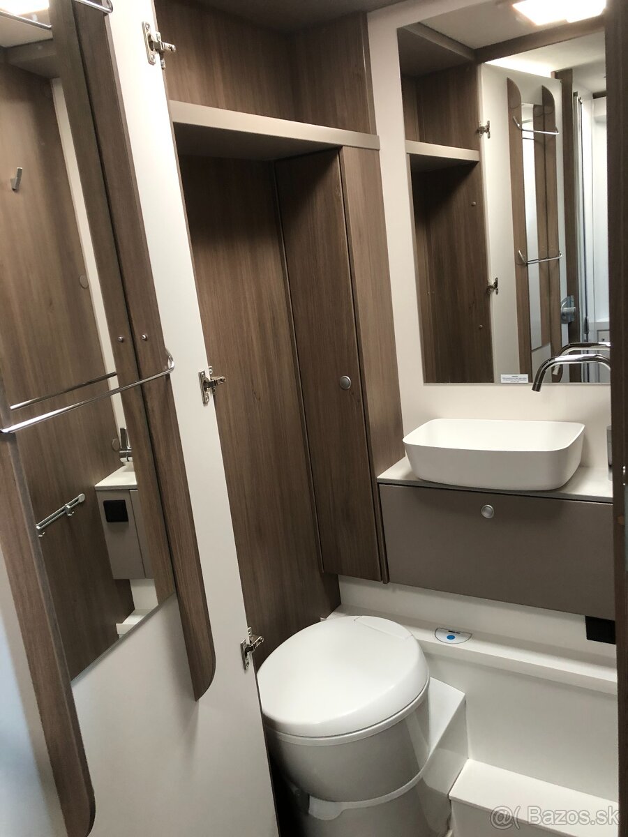 Autokaravan Carado T447 Automat Klima Kamera Pro+ Navi2024 - 17