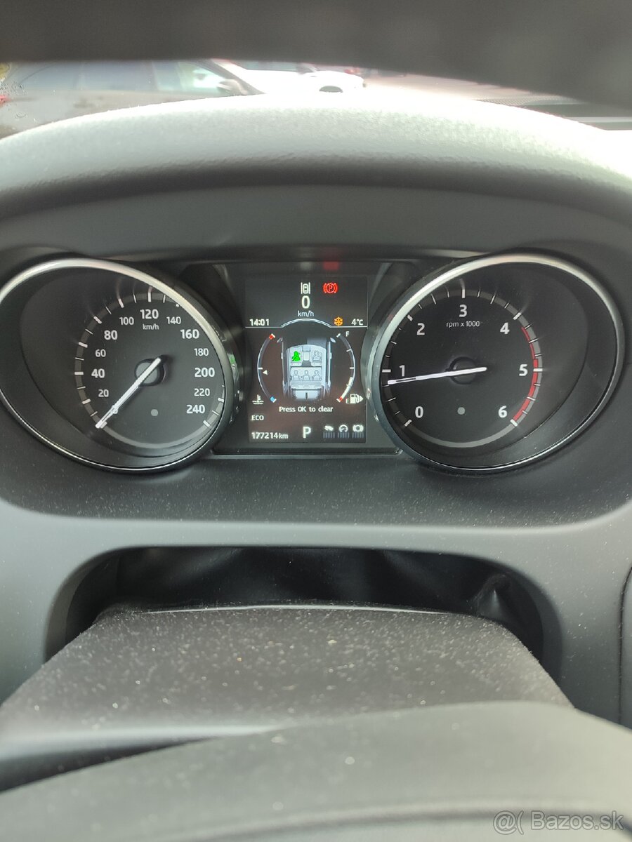 Land Rover Discovery sport - 17