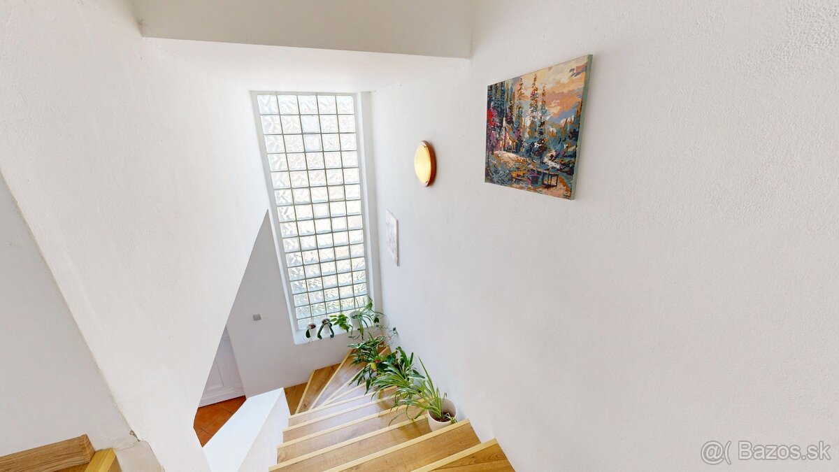 PINK Reality - NOVÁ CENA - na predaj poschodový rodinný dom - 17