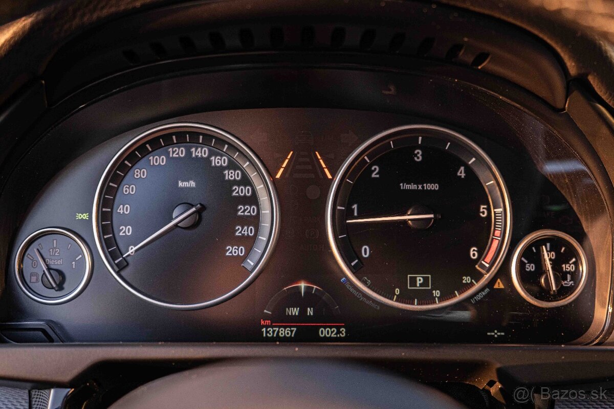 BMW X5 xDrive40d A/T - 17