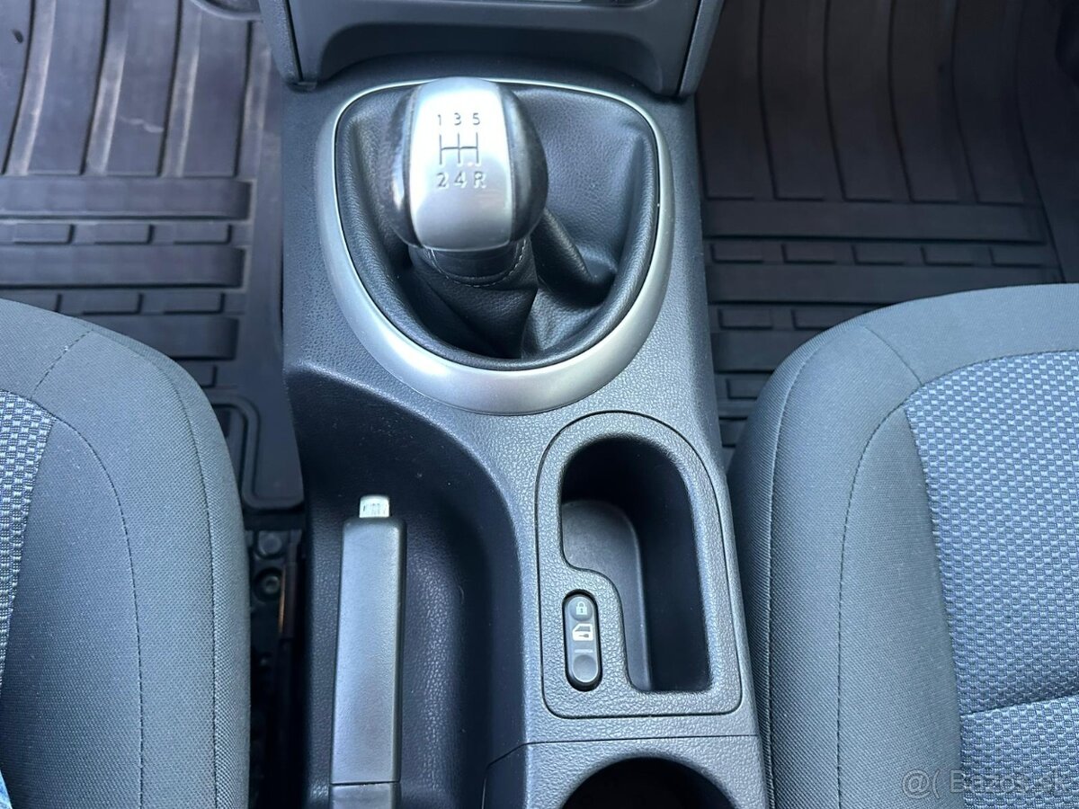 Nissan Qashqai 1.6i, 78KW - 17