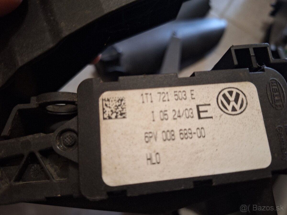 Predám veci na vw Touran od 2003-2010 - 17